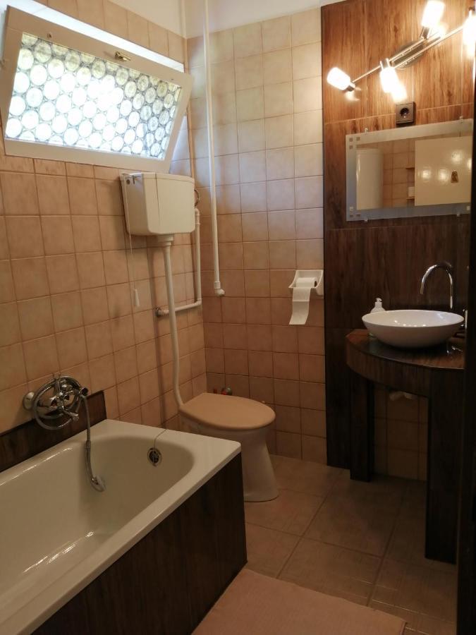 Kaman Nyaralo Apartment Badacsonytomaj Bagian luar foto