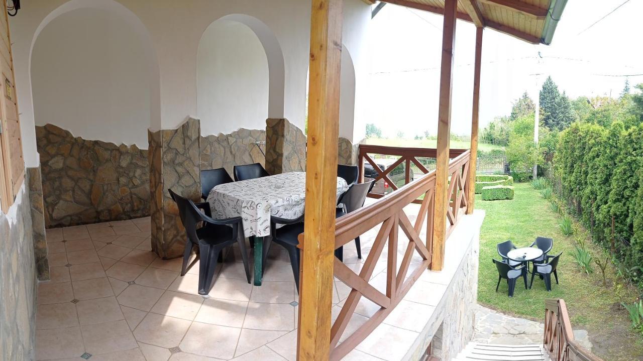 Kaman Nyaralo Apartment Badacsonytomaj Bagian luar foto